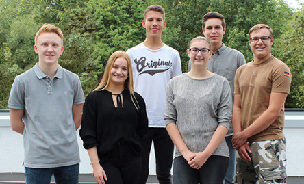 Sechs Auszubildende begrüßt die Osnabrücker Bohnenkamp AG zum Start des Lehrjahres im August 2019